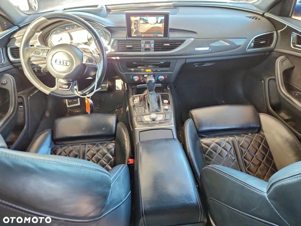 Audi S6 Limousine - 6