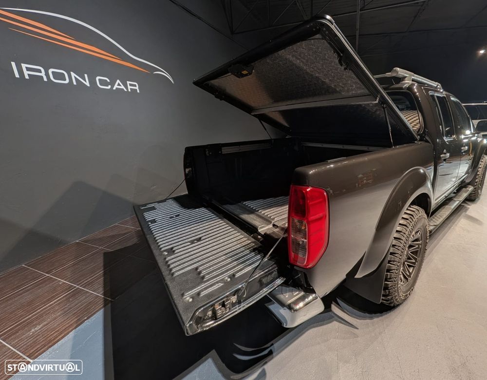 Nissan Navara 2.5 dCi CD Pilot - 9