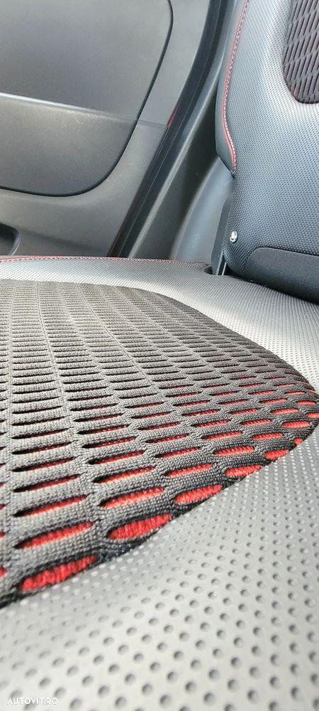 Renault Captur ENERGY dCi 90 Start&Stop Helly Hansen - 21