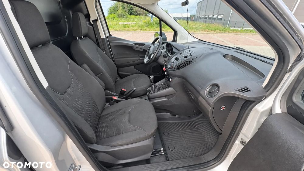 Ford Transit Courier Trend - 16