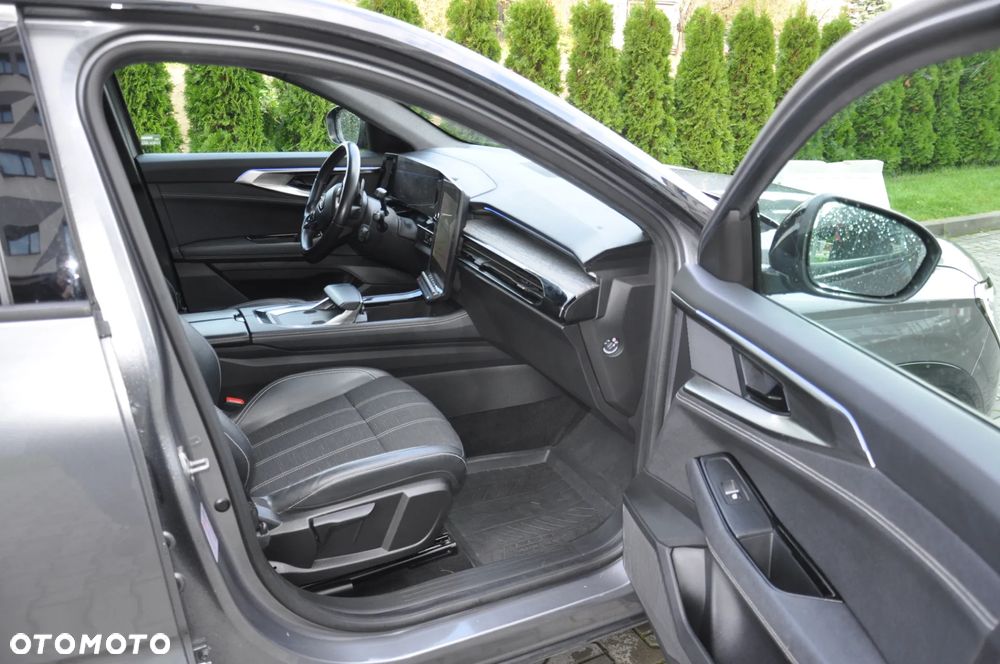 Renault Austral 1.3 TCe mHEV Techno - 8