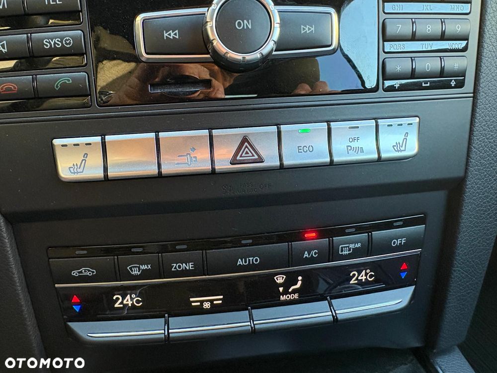 Mercedes-Benz Klasa E 250 7G-TRONIC - 19