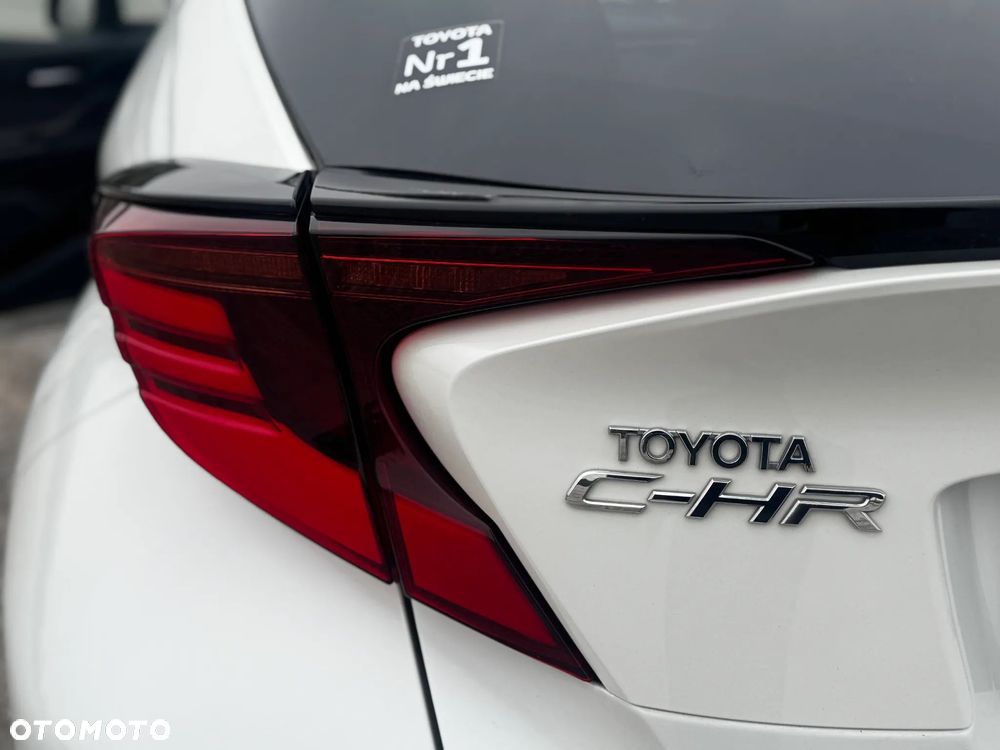 Toyota C-HR 2.0 Hybrid Executive - 18