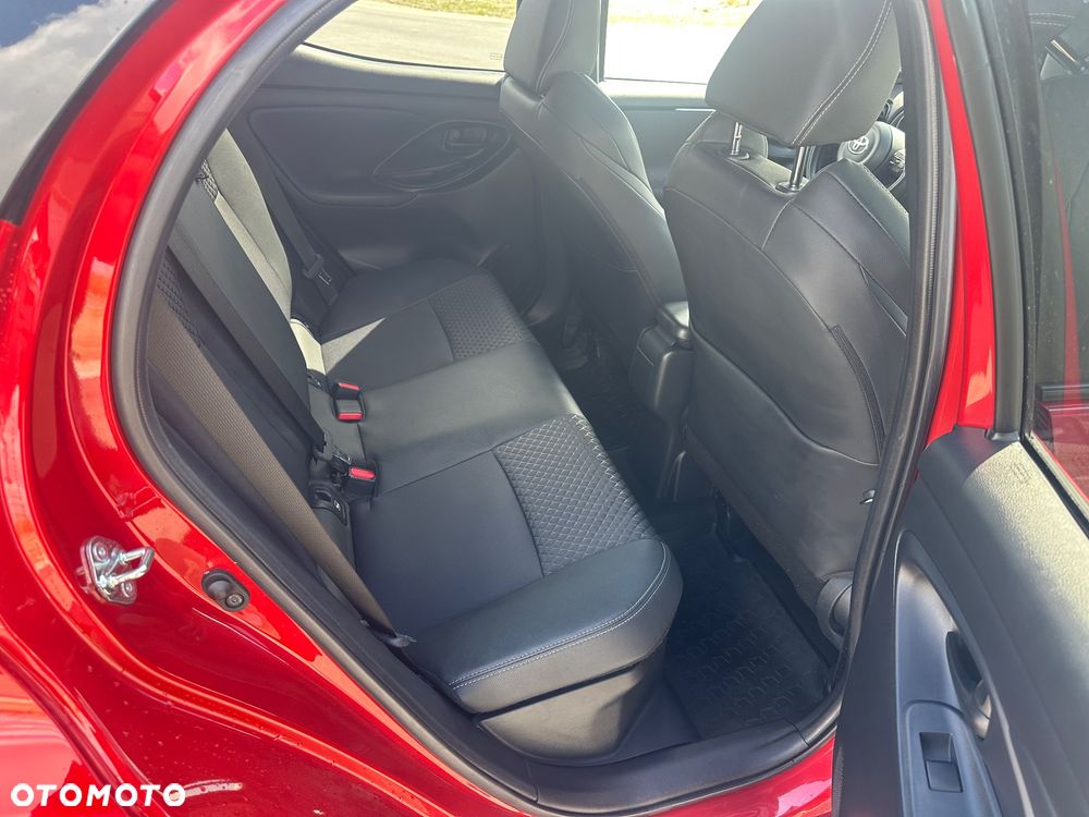 Toyota Yaris Hybrid 1.5 Selection Style - 11