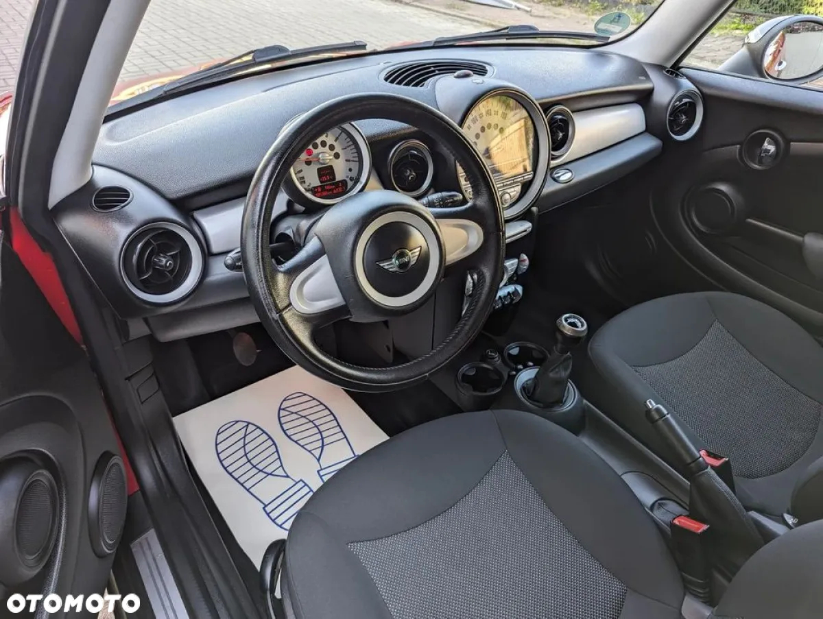 MINI ONE Standard - 13