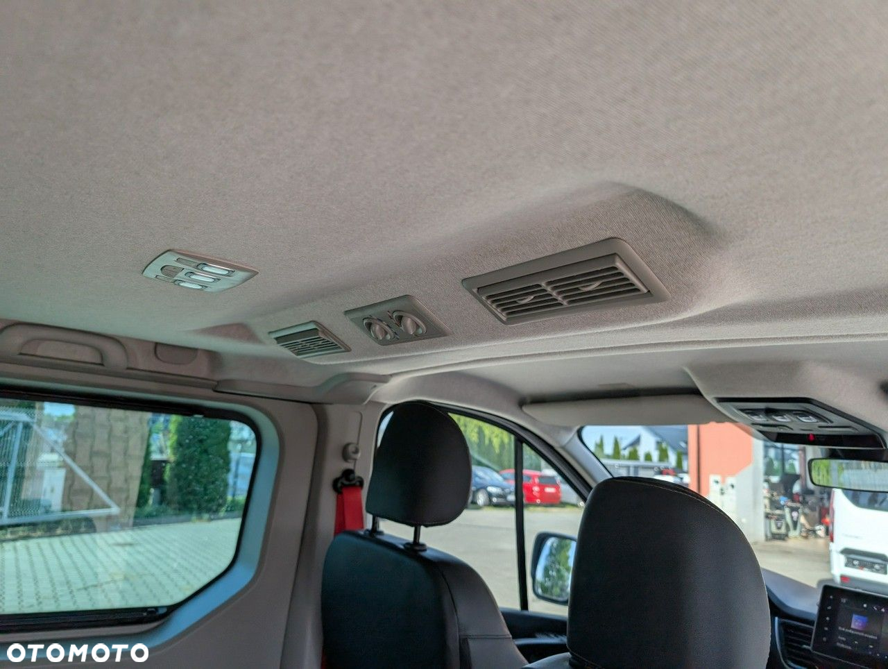 Renault Trafic - 11