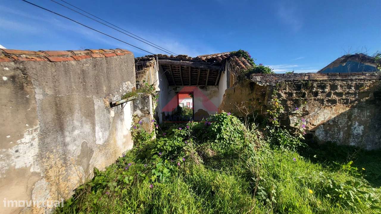 Terreno Para Construção  Venda em Vale de Santarém,Santarém - Grande imagem: 3/5