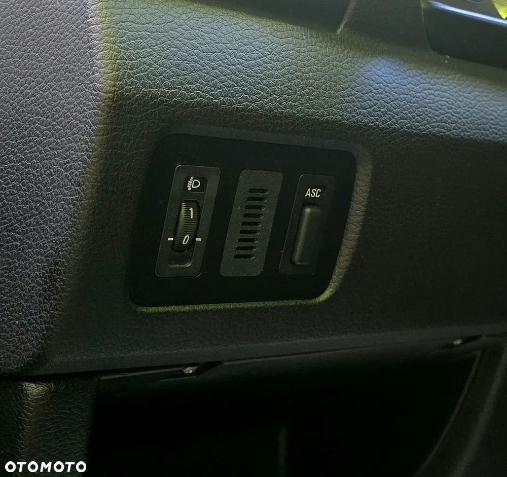 BMW Seria 3 - 21