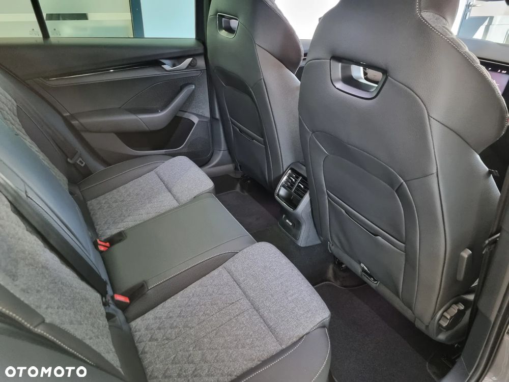 Skoda Octavia 1.5 TSI mHEV Sportline DSG - 28