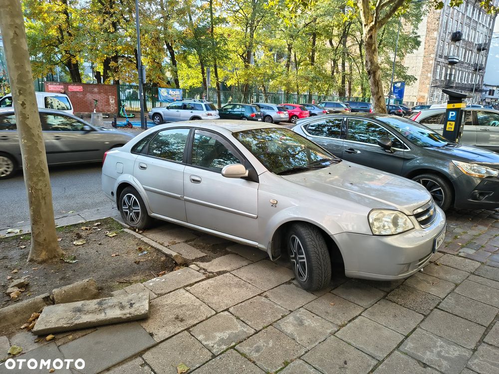 Chevrolet Lacetti - 1
