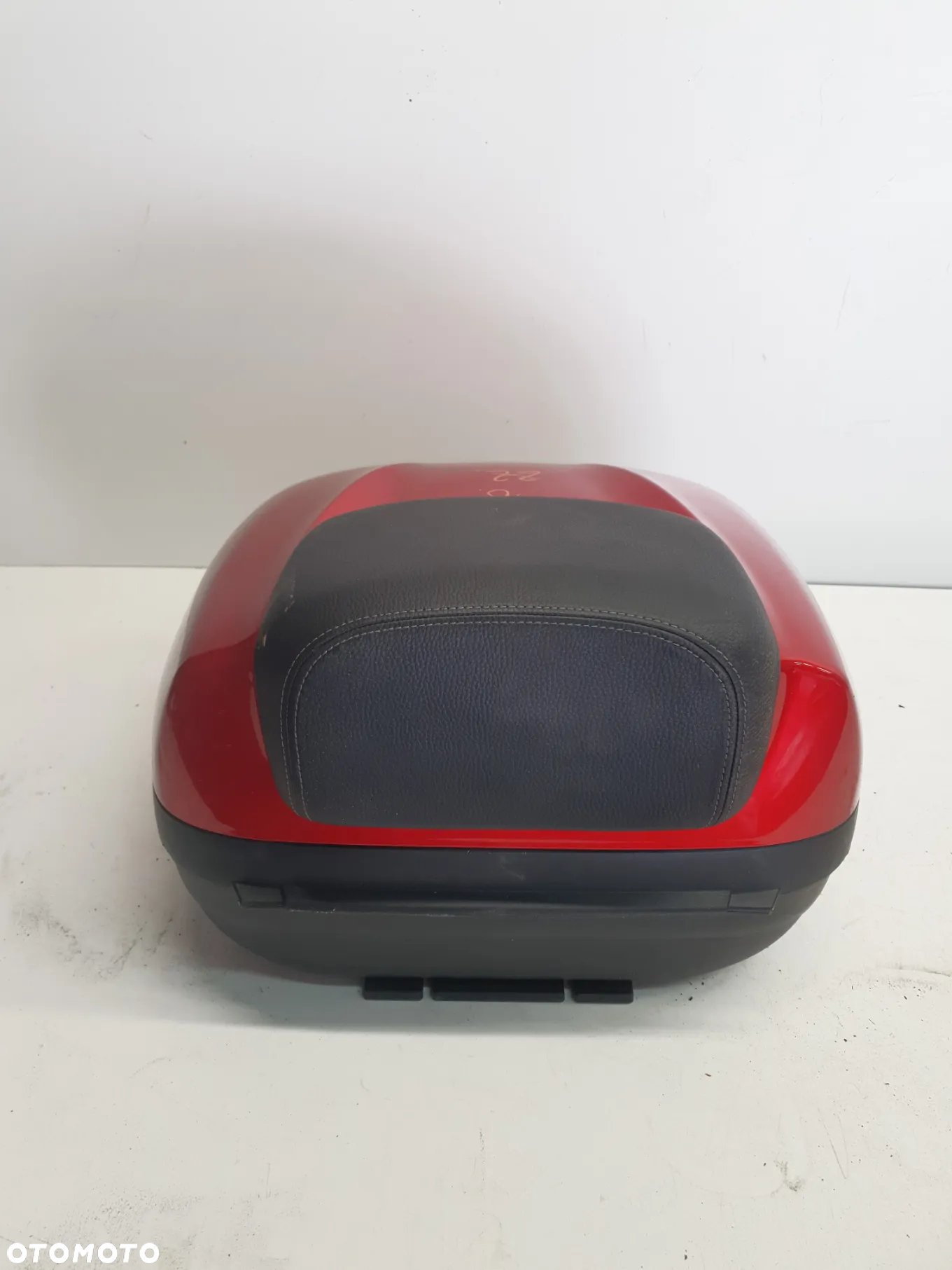 } PIAGGIO MP3 300 Kufer Schowek Pojemnik Bagażnik SHAD - 8