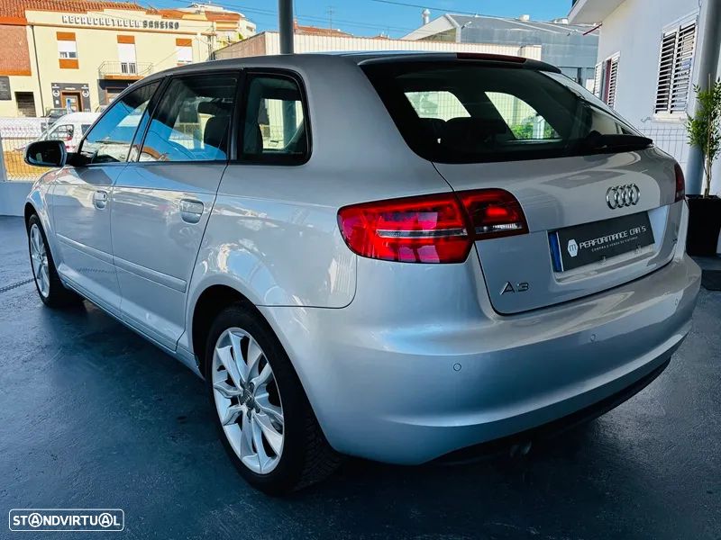 Audi A3 Sportback 1.6 TDI (clean diesel) Ambition - 4