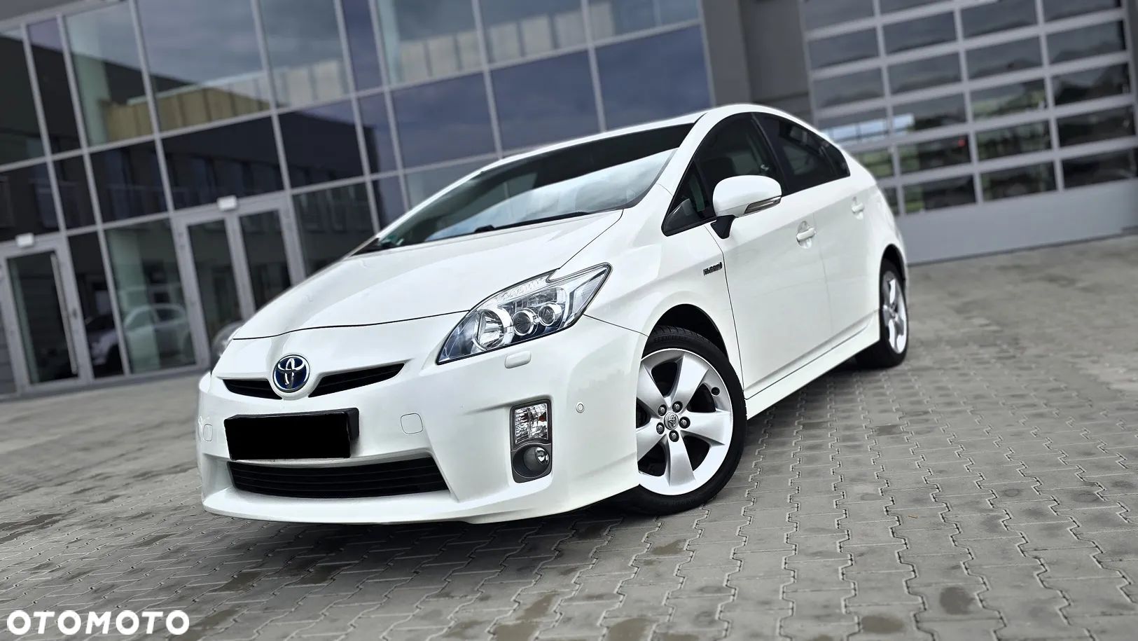 Toyota Prius - 1