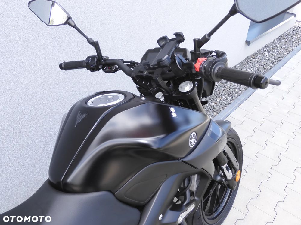 Yamaha MT - 11