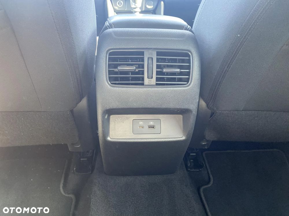 Nissan Qashqai 1.3 DIG-T MHEV N-Connecta - 26