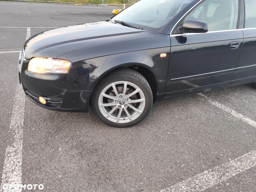 Audi A4 Avant - 1
