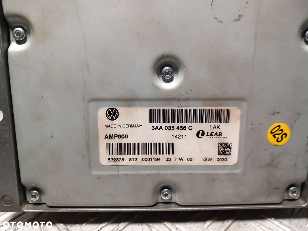 VW PASSAT B7 WZMACNIACZ SAMOCHODOWY RADIA DYNAUDIO 3AA035456C - 4