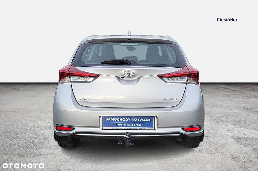 Toyota Auris - 10