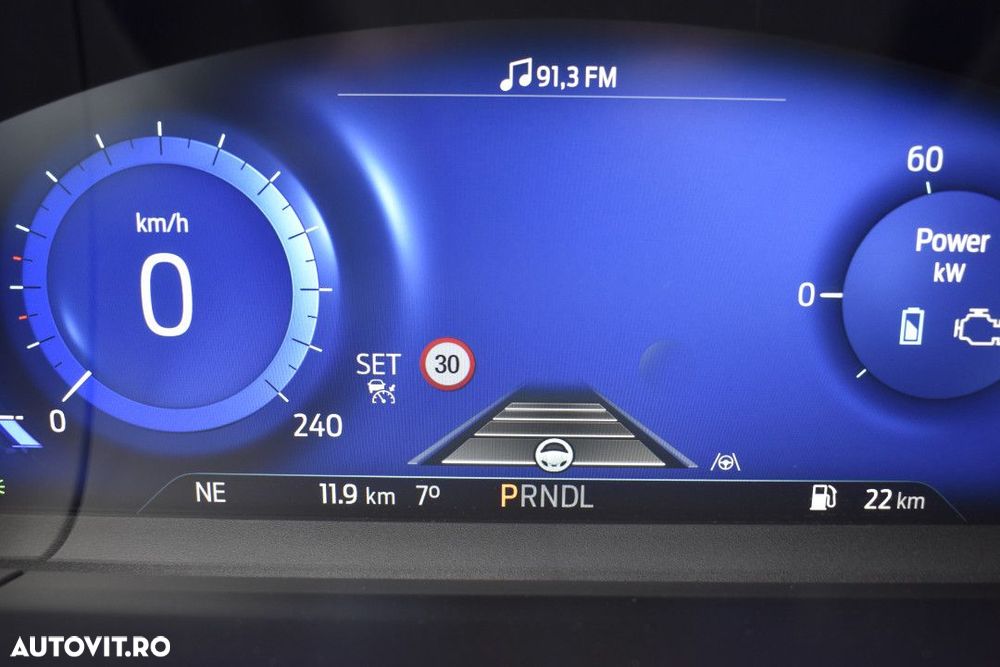Ford Kuga - 25