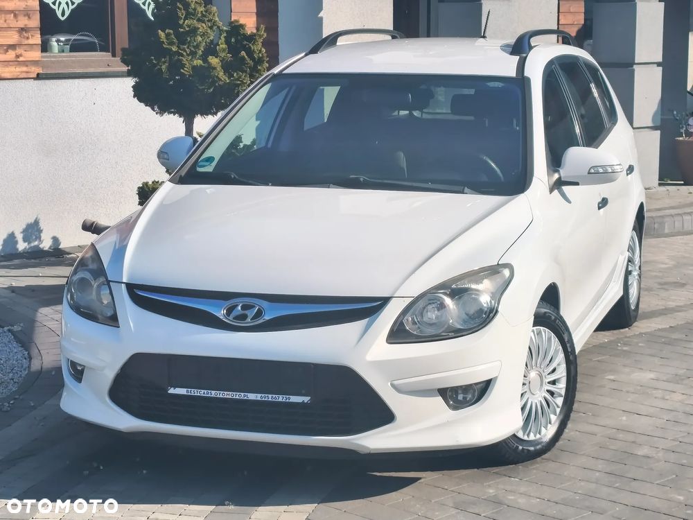 Hyundai i30 1.6 CRDi Classic + - 2