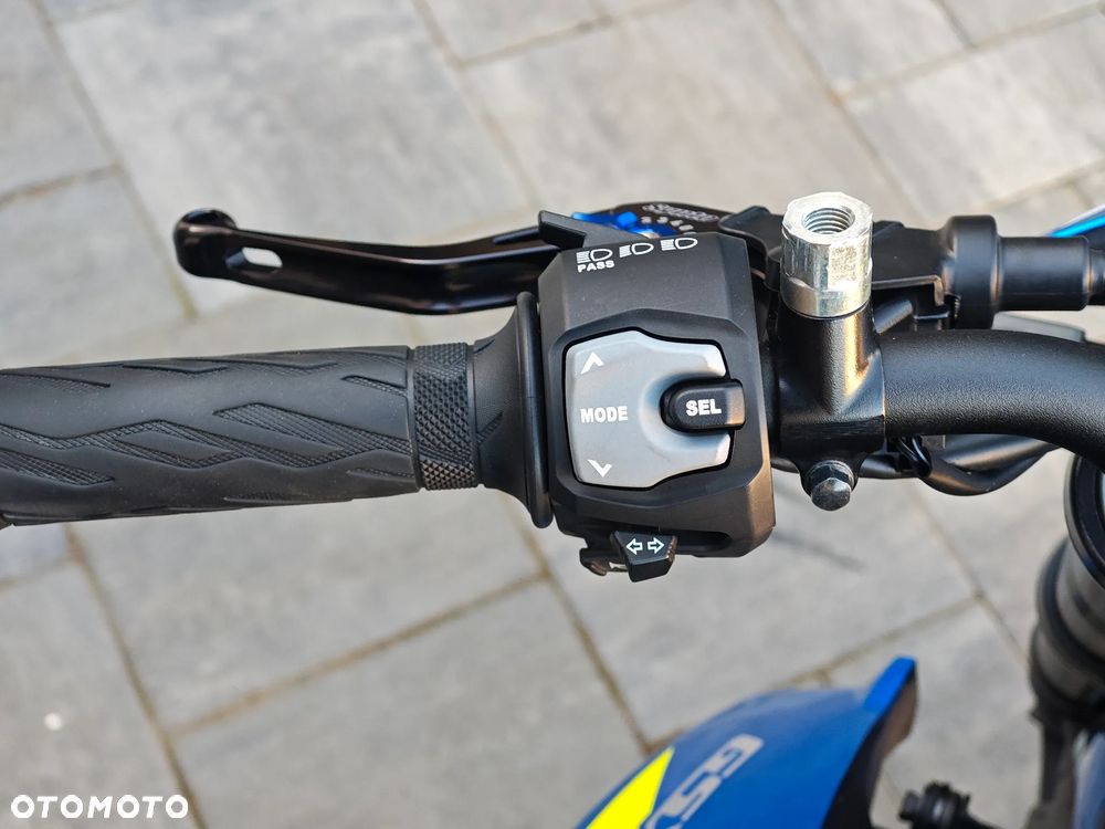 Suzuki GSX - 39