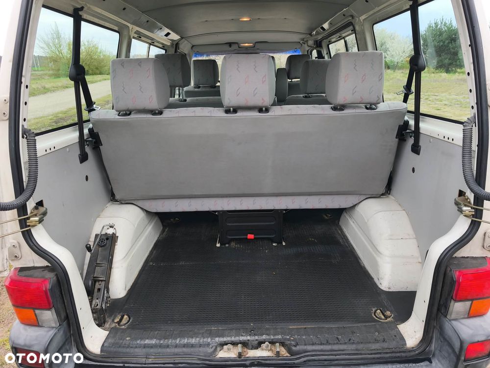 Volkswagen Transporter - 10