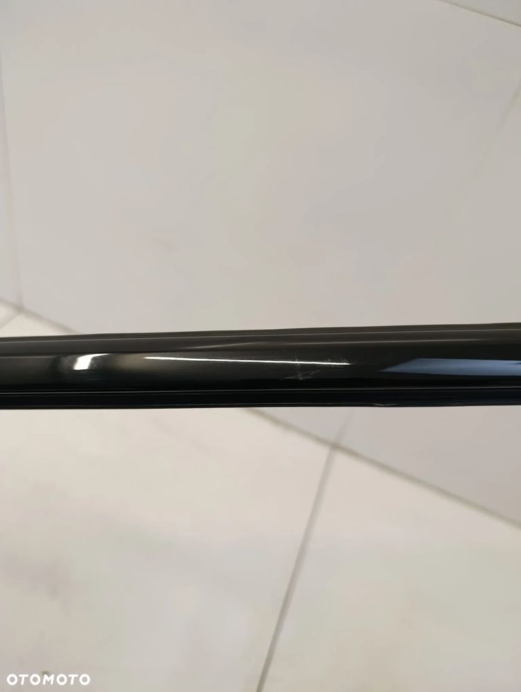 Listwa zgarniająca drzwi szyby prawy przód Volvo V60 II 2 S60 III 3 - 7