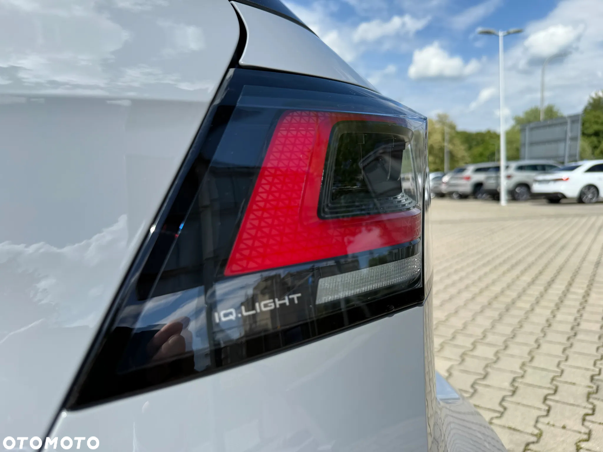 Volkswagen Golf - 8