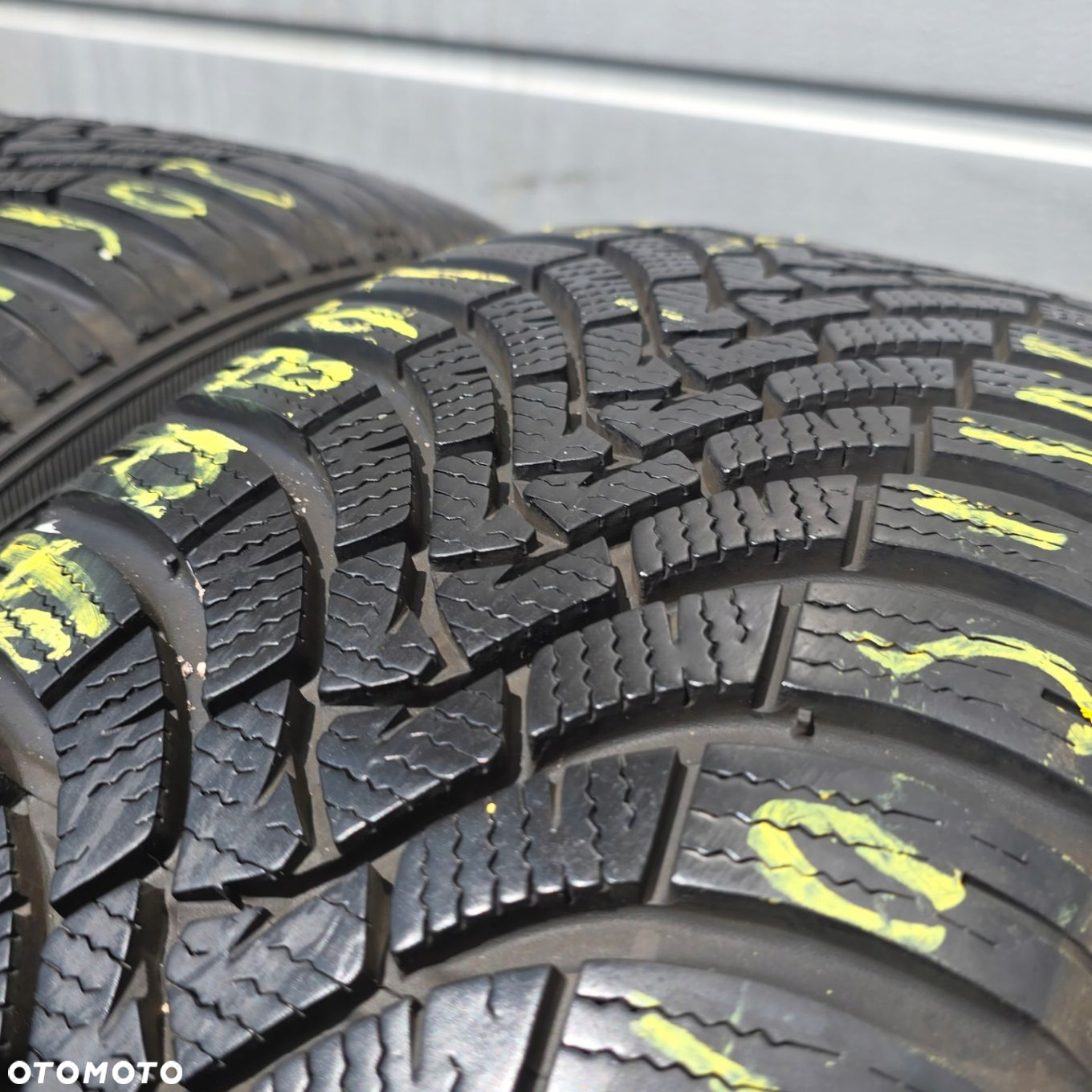 FALKEN EUROWINTER HS01 205/50R17 93V 23R 4X - 5