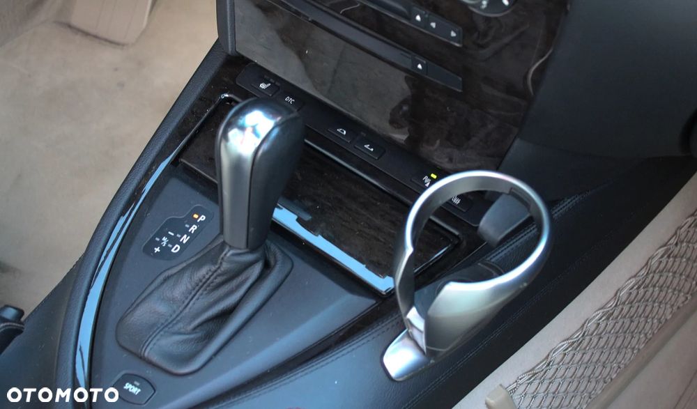 BMW Seria 6 650 i - 19