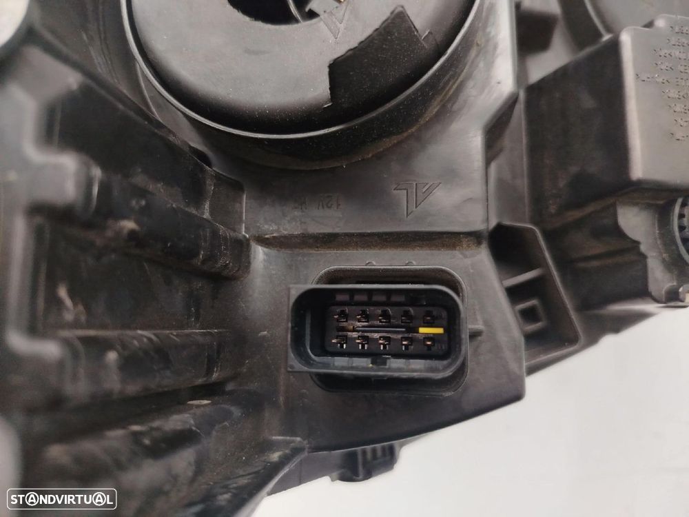Ótica / farol direita PEUGEOT 308 II - 3