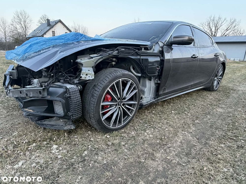 Maserati Quattroporte GranSport S - 14