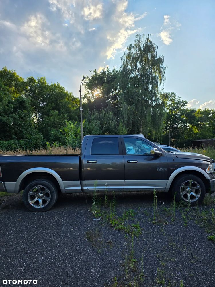 Dodge RAM 1500 5.7 4x4 - 7