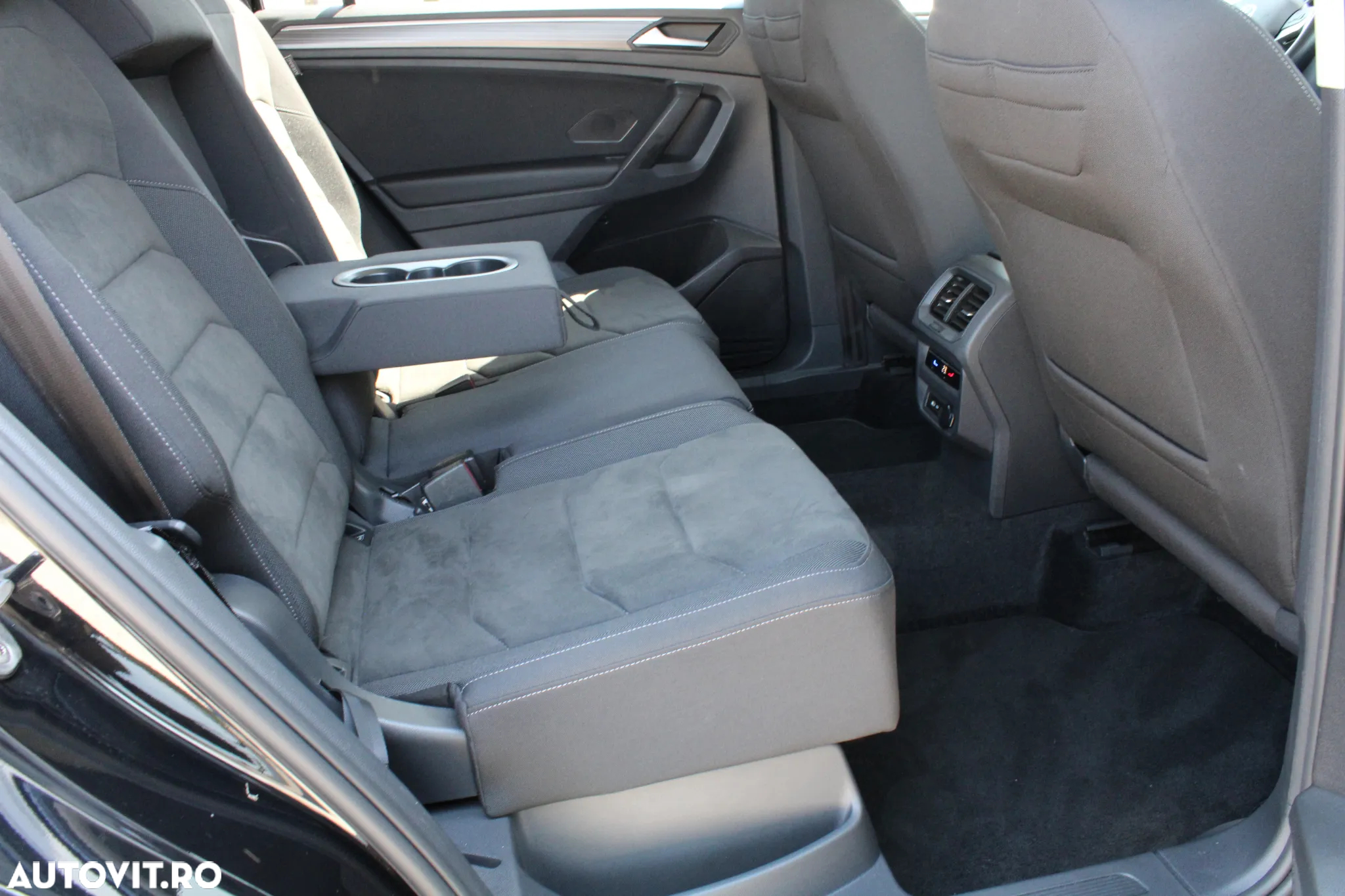 Volkswagen Tiguan Allspace 2.0 TDI 4Mot DSG Elegance - 14