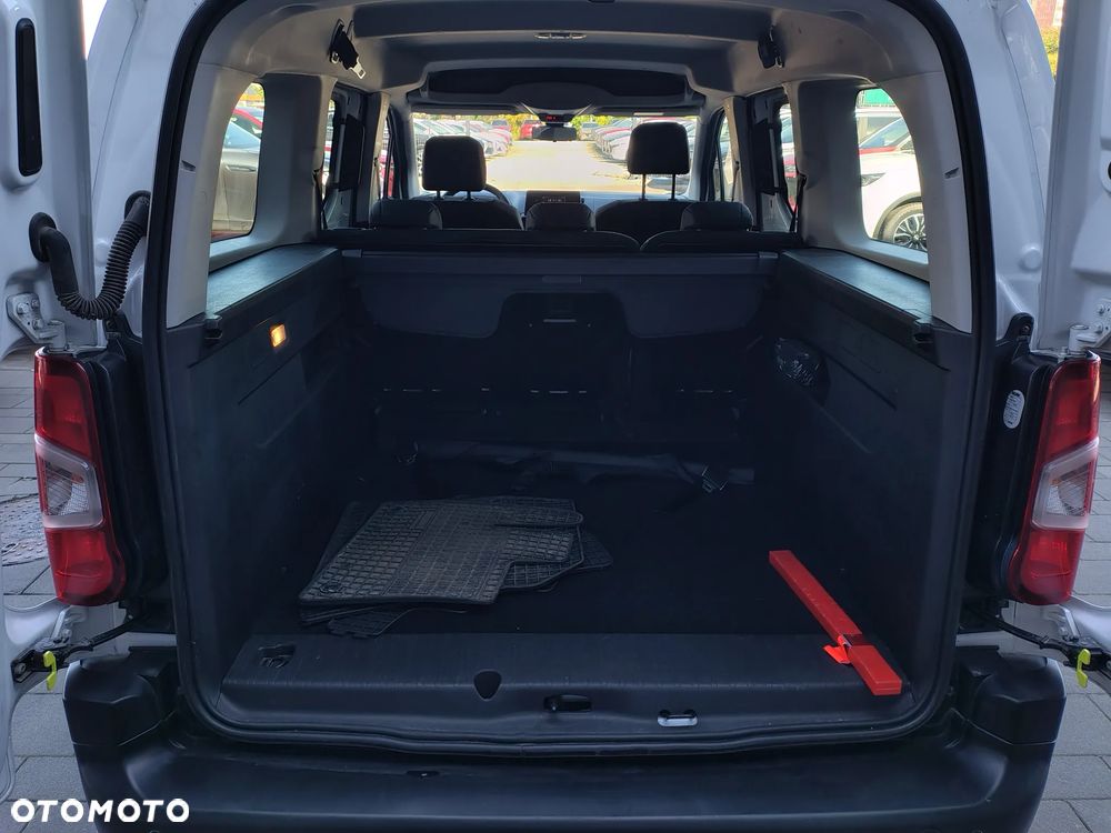 Toyota Proace City Verso Long 1.5 D-4D Combi - 22
