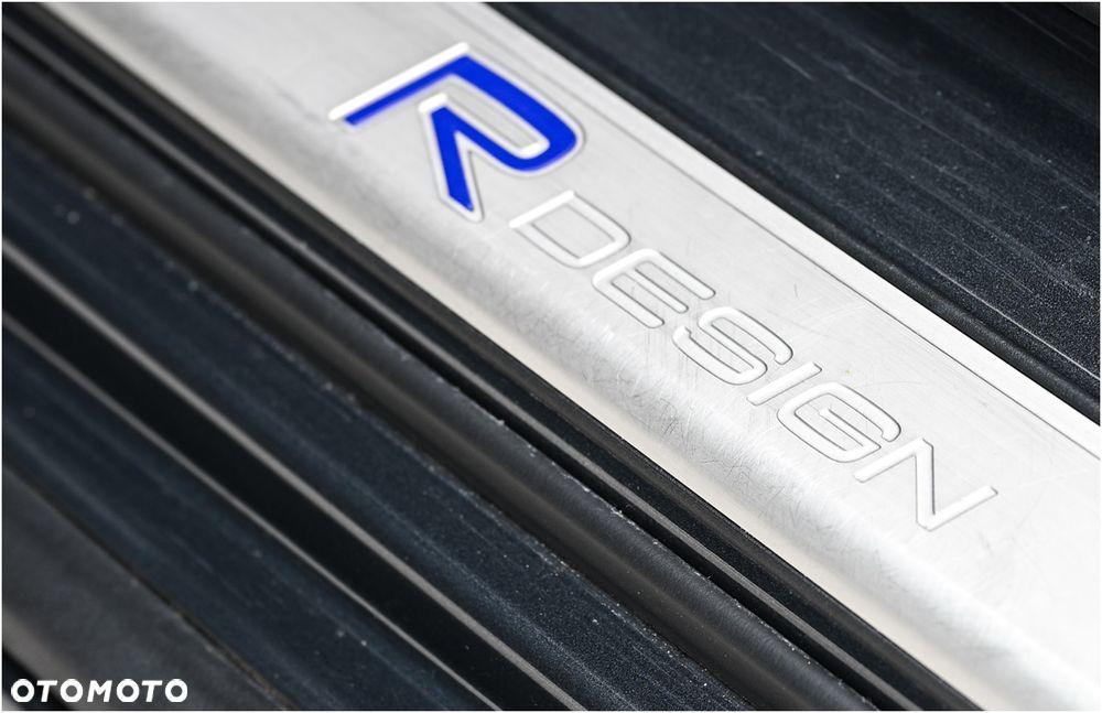 Volvo V60 D3 R-Design - 26