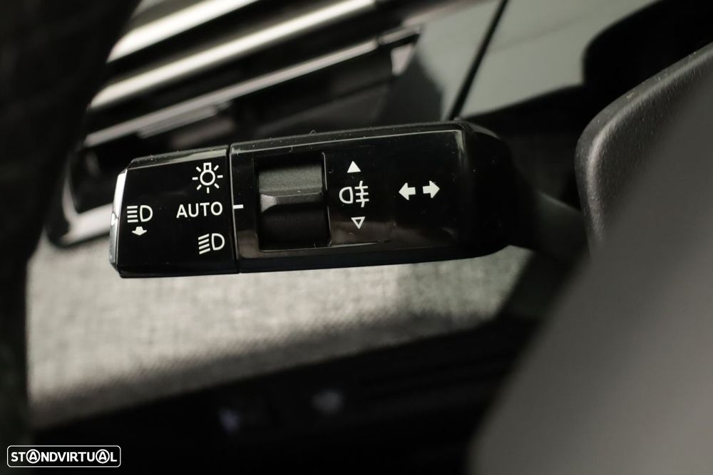 Peugeot 5008 1.2 Hybrid Allure e-DCS6 - 15