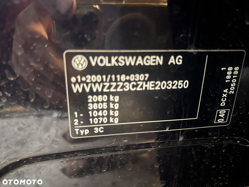 Volkswagen Passat 1.6 TDI BMT Comfortline - 10