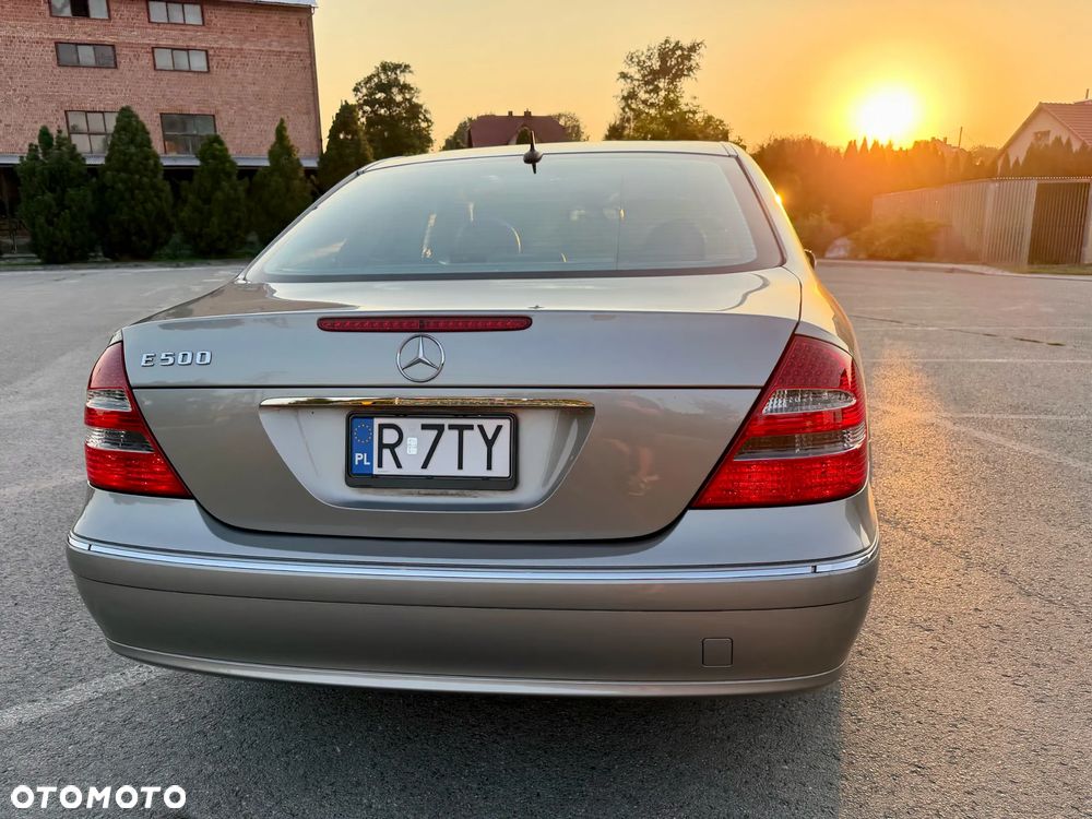 Mercedes-Benz Klasa E 500 Avantgarde - 14