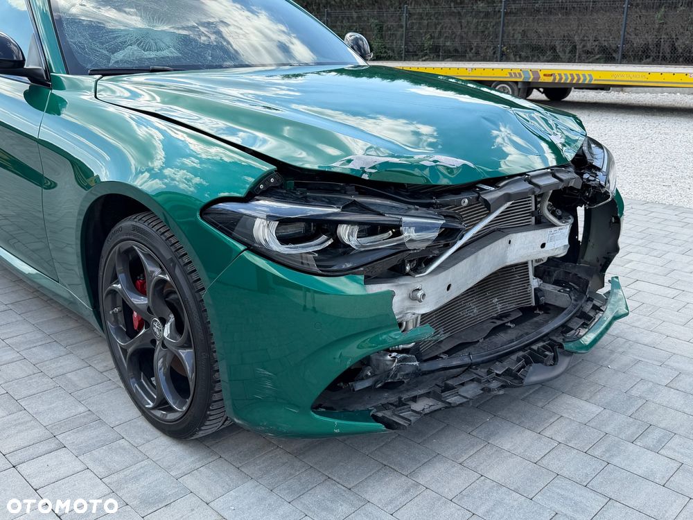 Alfa Romeo Giulia 2.0 Turbo Tributo Italiano Q4 - 6