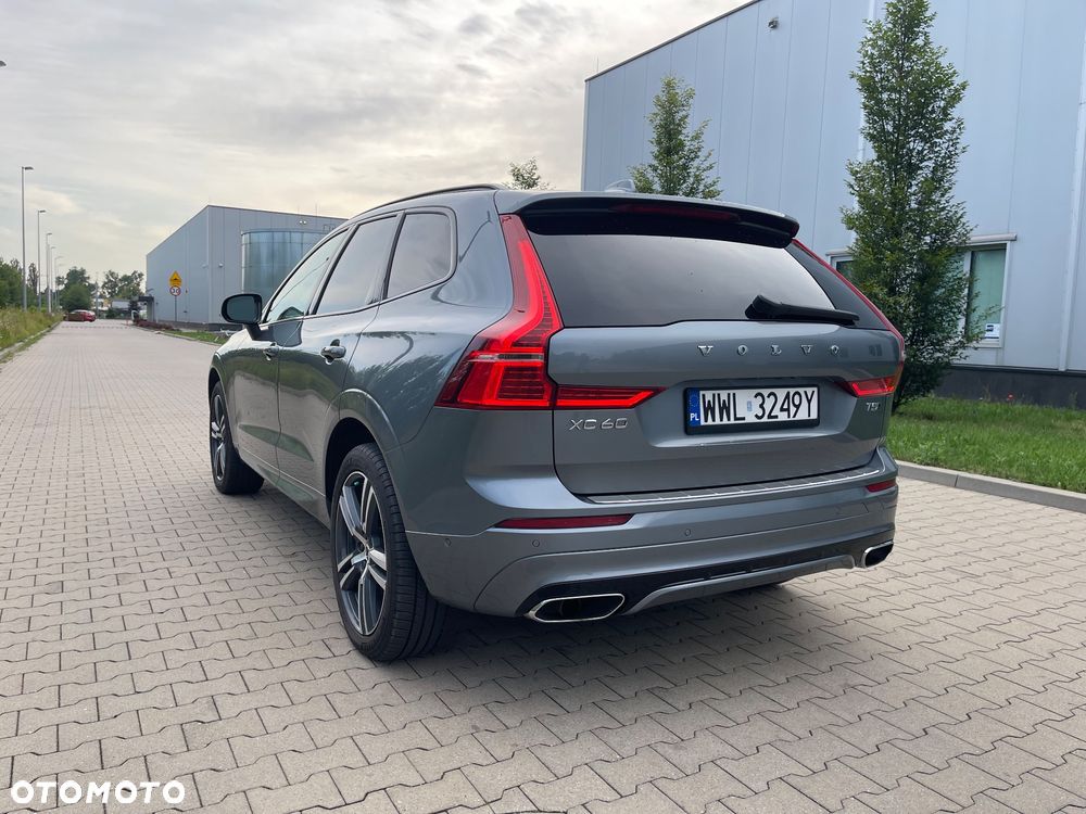 Volvo XC 60 T5 AWD Momentum - 10