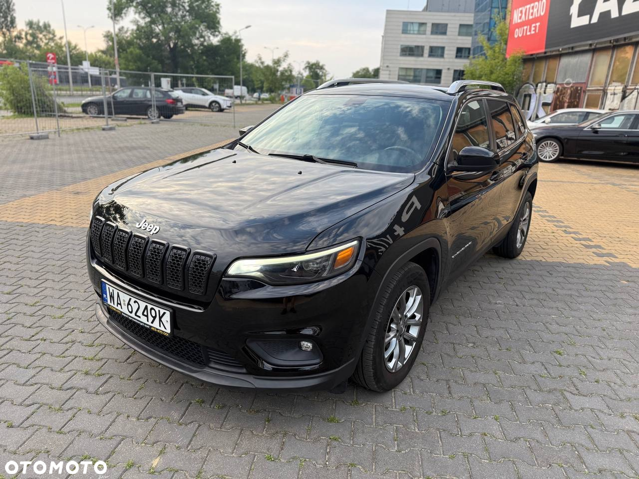 Jeep Cherokee - 4