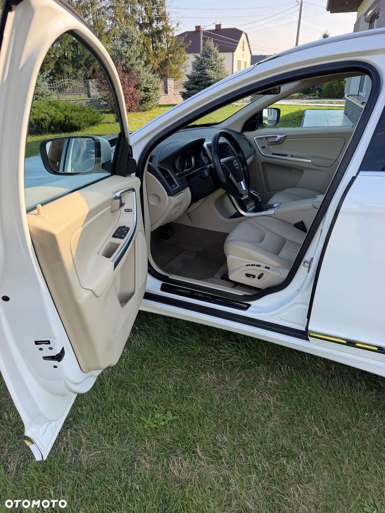 Volvo XC 60 - 11