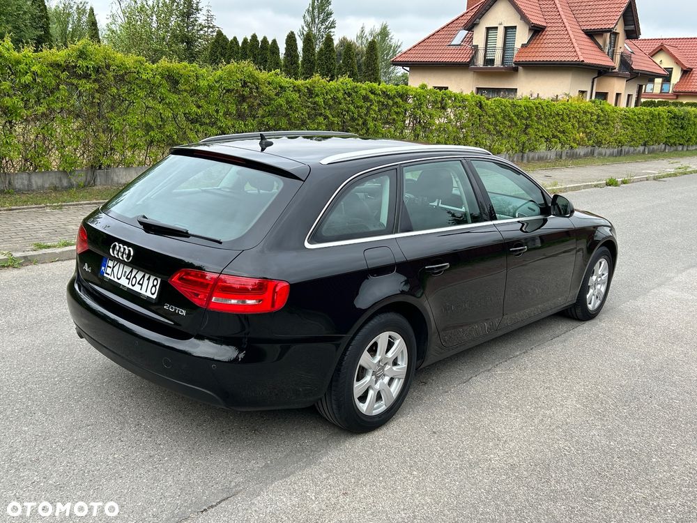 Audi A4 Avant 2.0 TDI - 31