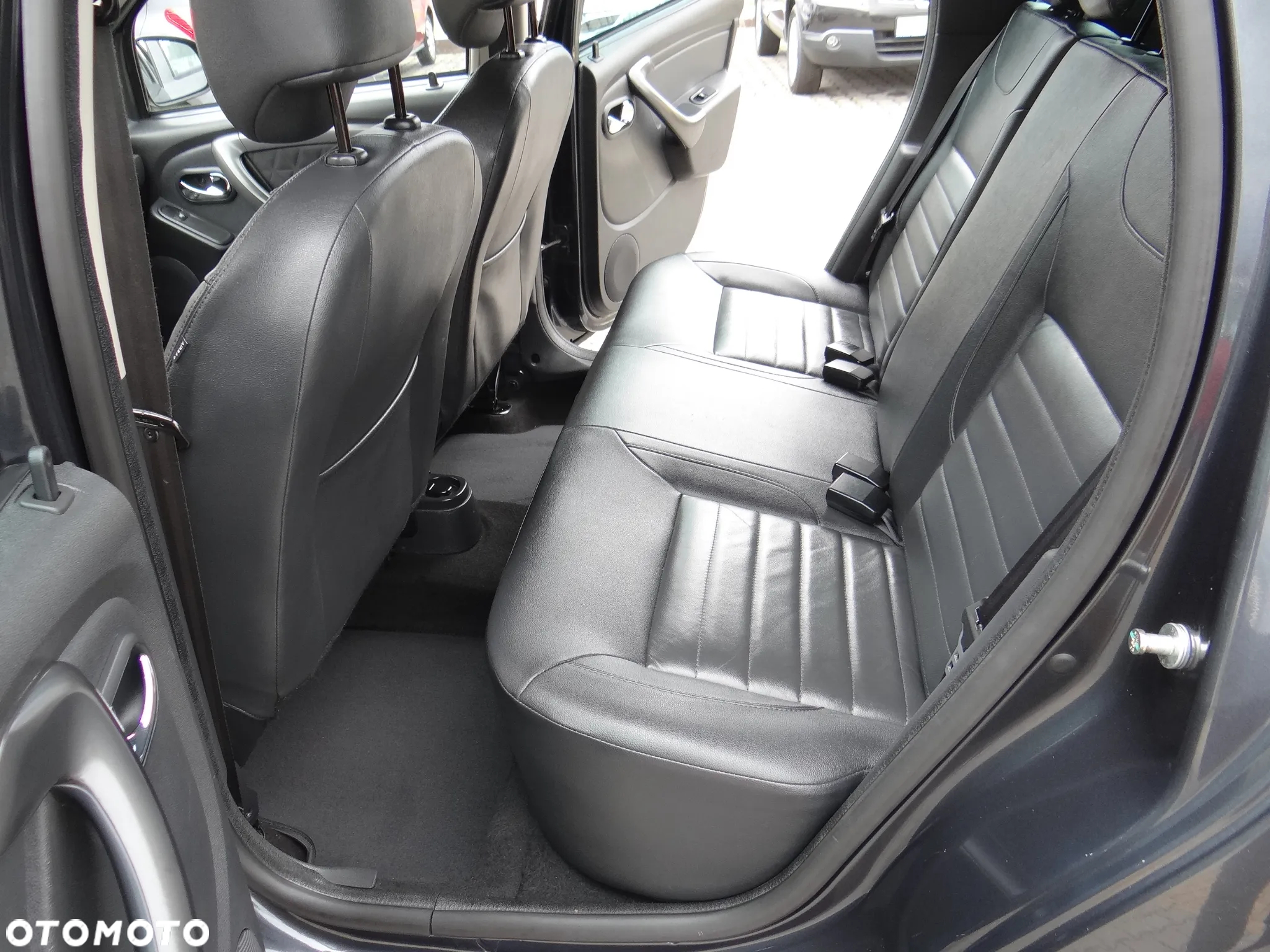 Dacia Duster 1.2 TCe Prestige - 38