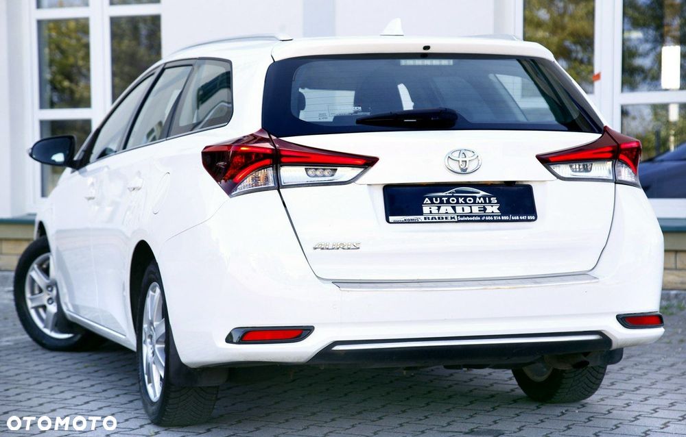 Toyota Auris - 21