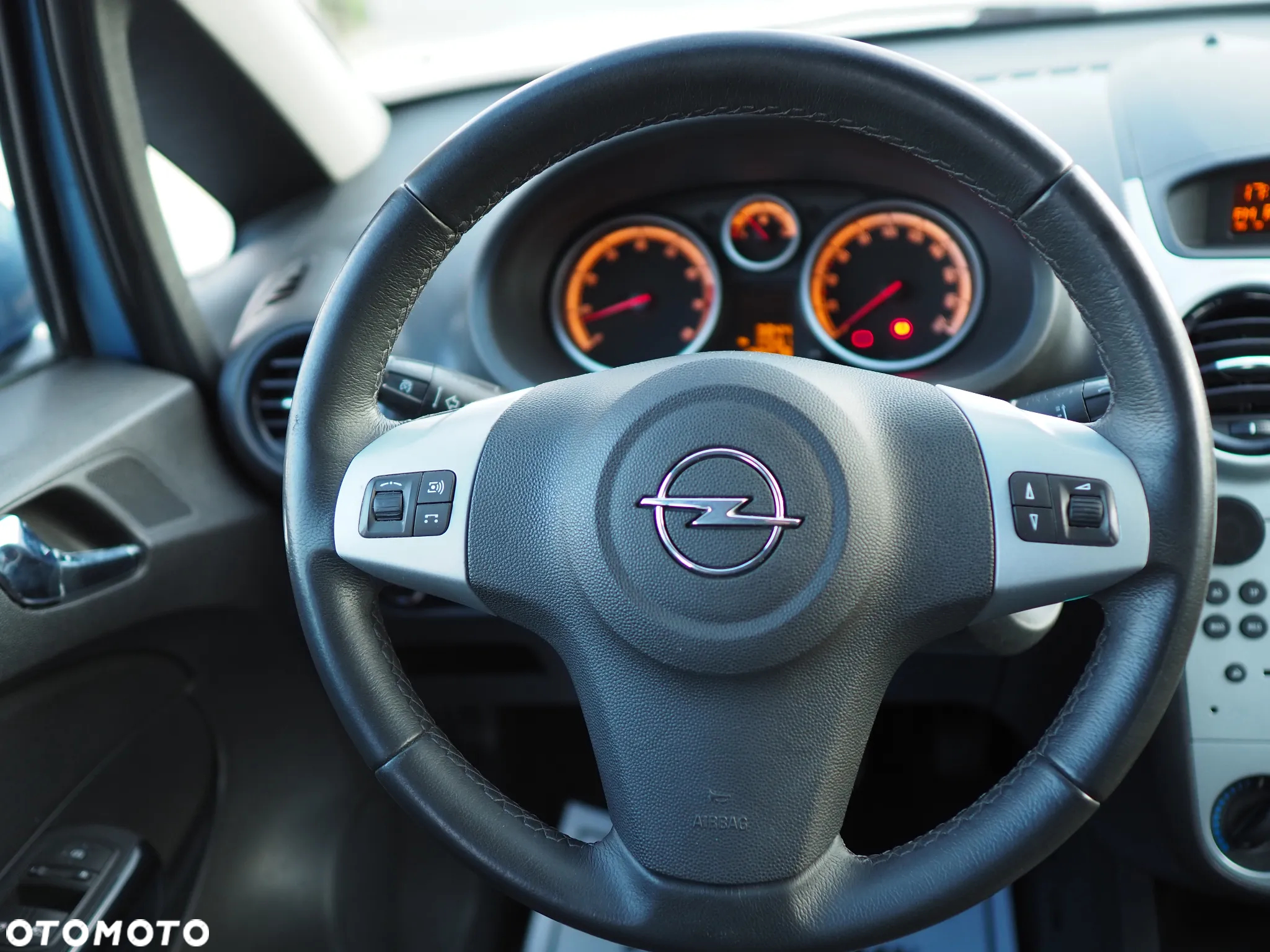 Opel Corsa - 24