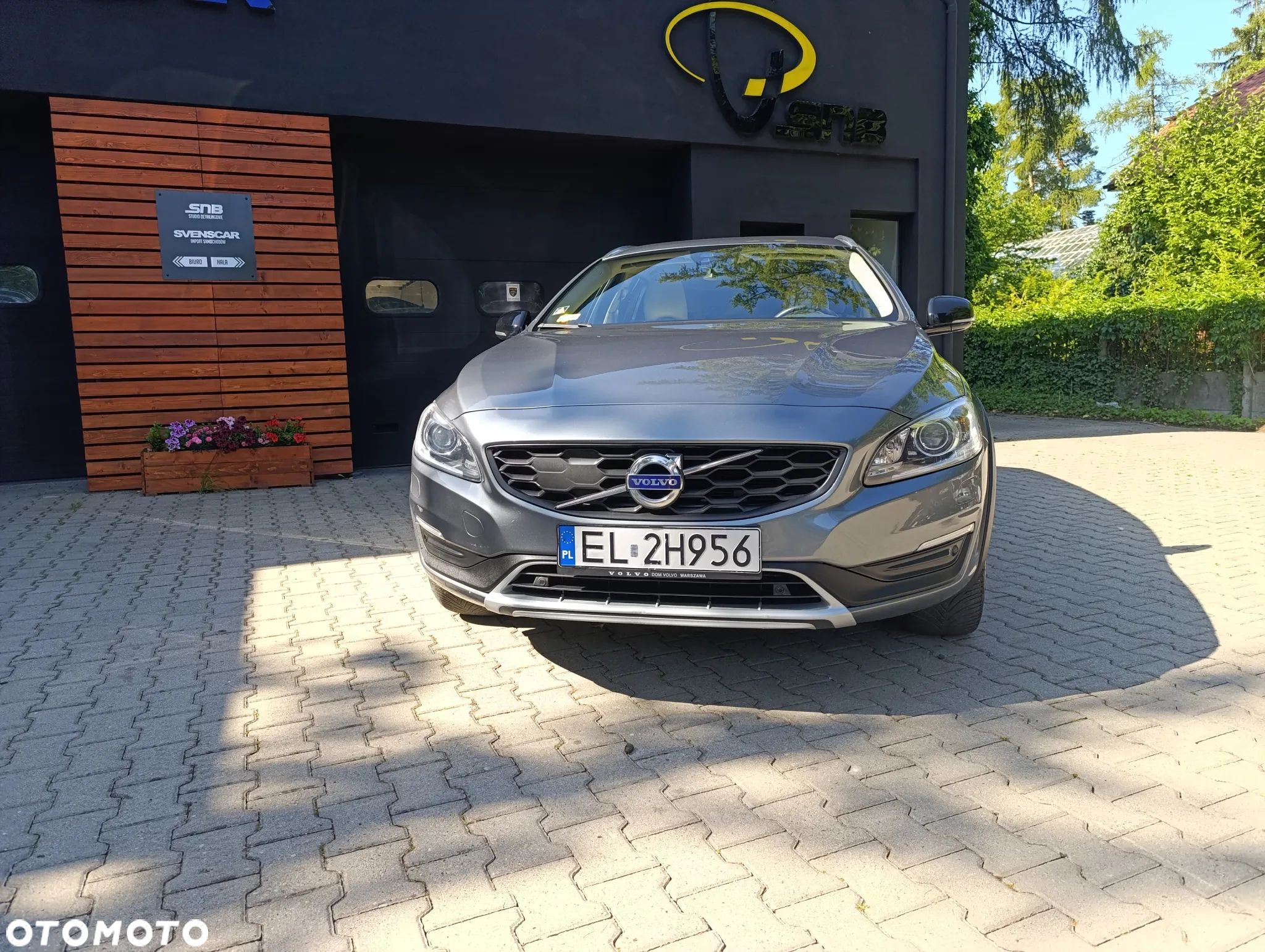 Volvo V60 T5 Drive-E Summum - 1