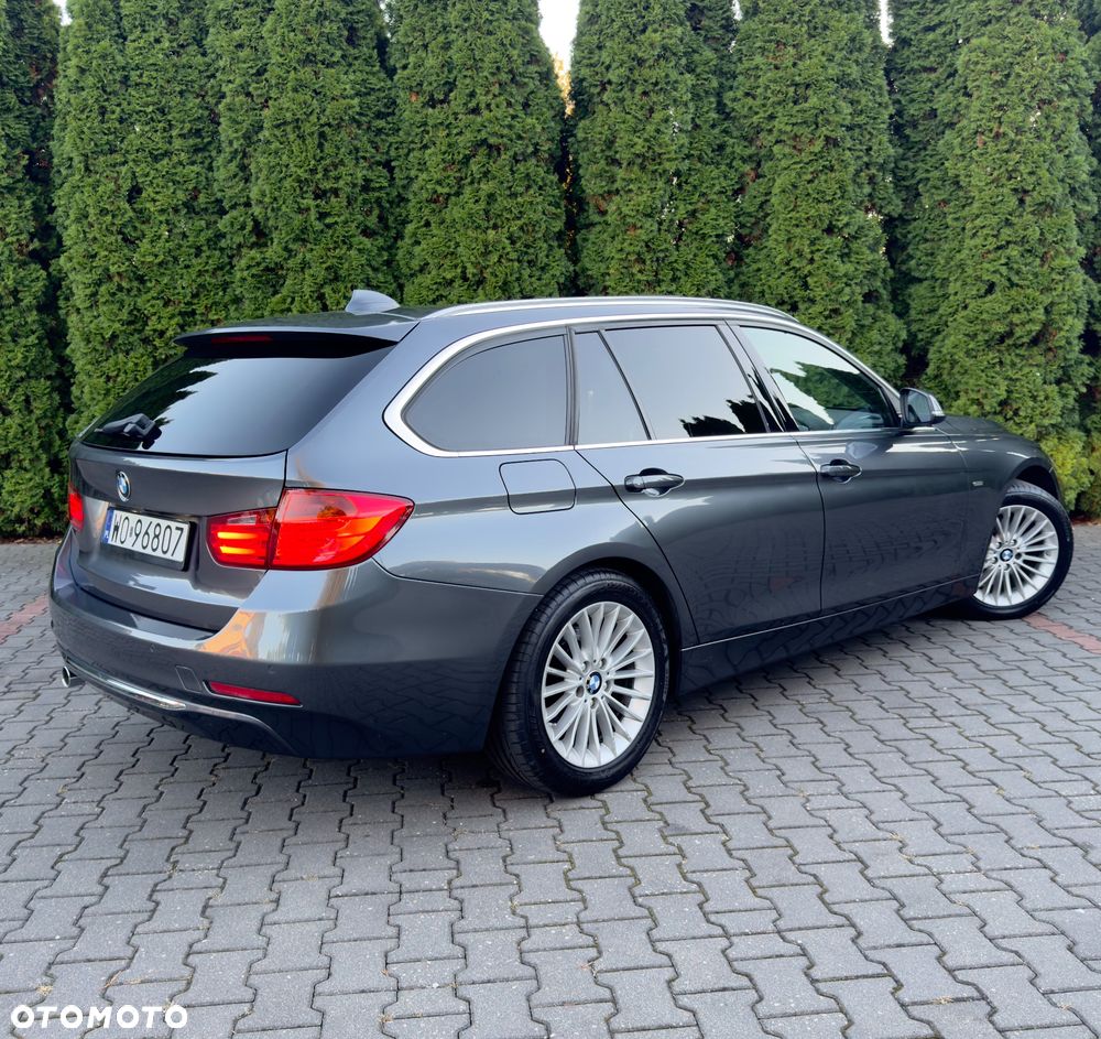 BMW Seria 3 318d Luxury Line - 15