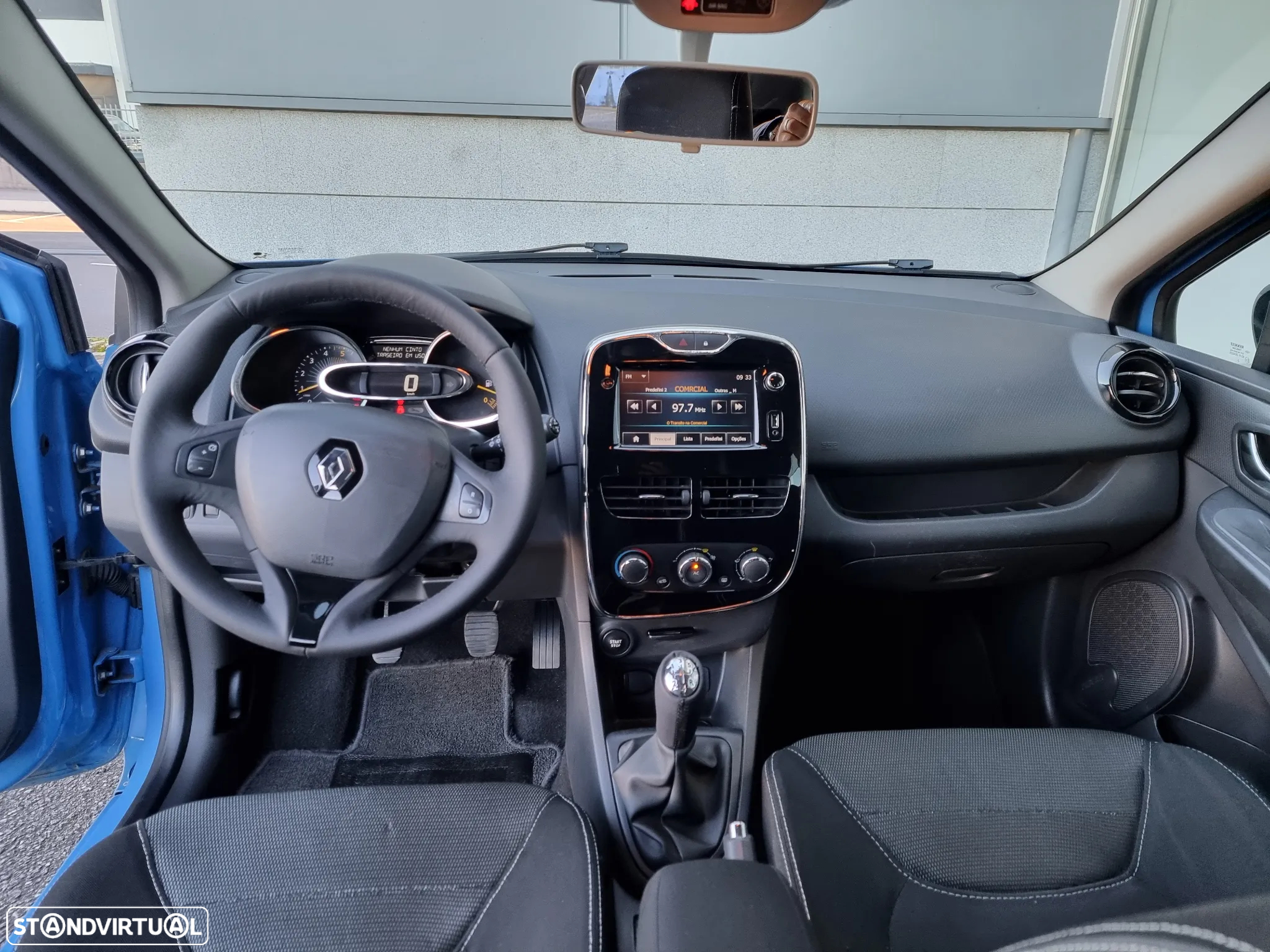 Renault Clio 1.5 dCi Dynamique S - 18